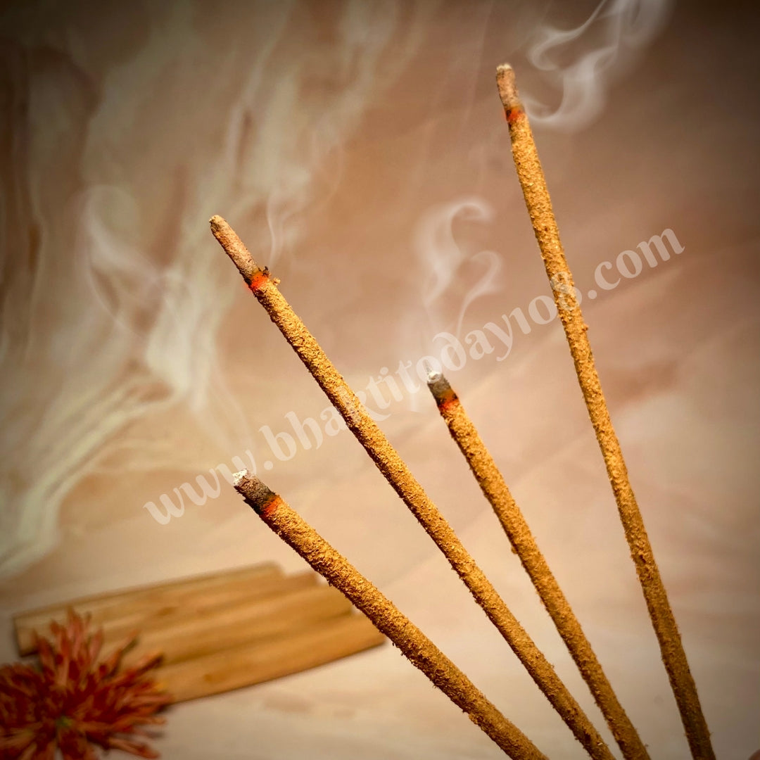 Pure Sandal/Chandan Agarbatti – aromatic incense sticks made from natural sandalwood, perfect for puja, meditation, and creating a peaceful, divine atmosphere.